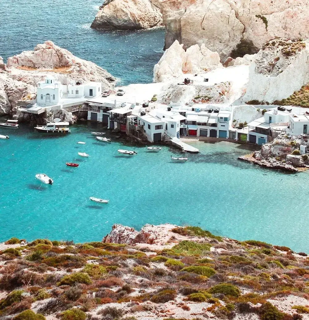 Vue de Milos