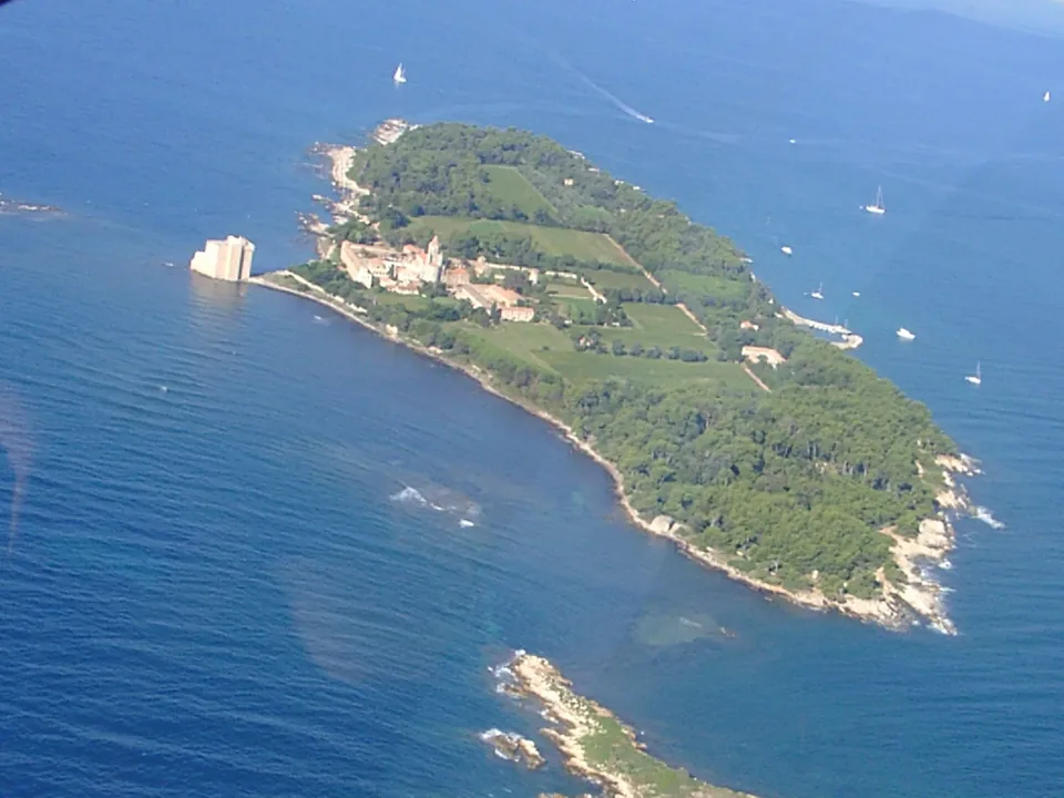 Vue de Île Saint-Honorat
