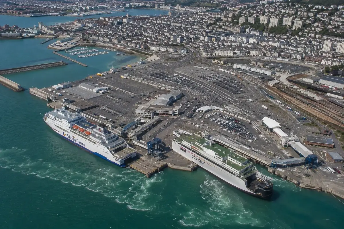 Port desservi par la liaison Dublin–Cherbourg
