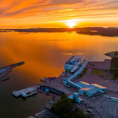 Port desservi par la liaison Grisslehamn–Eckerö