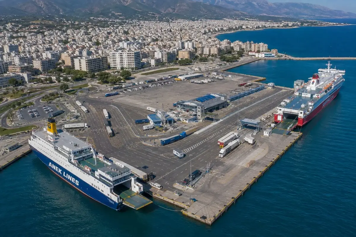 Port desservi par la liaison Patras–Sami, Kefalonia