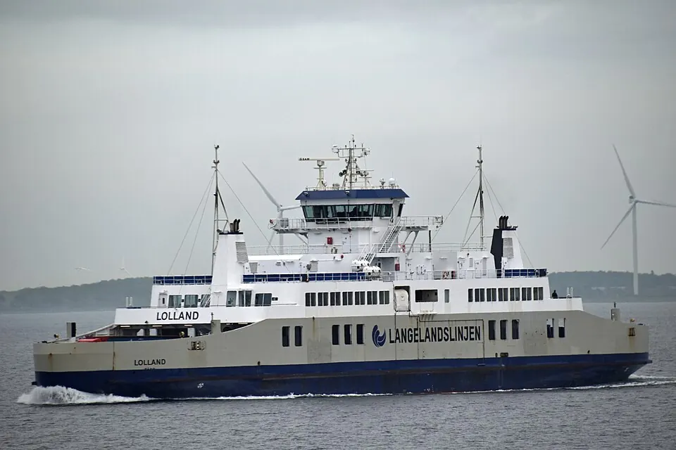 Navire Lolland — Langelandslinjen