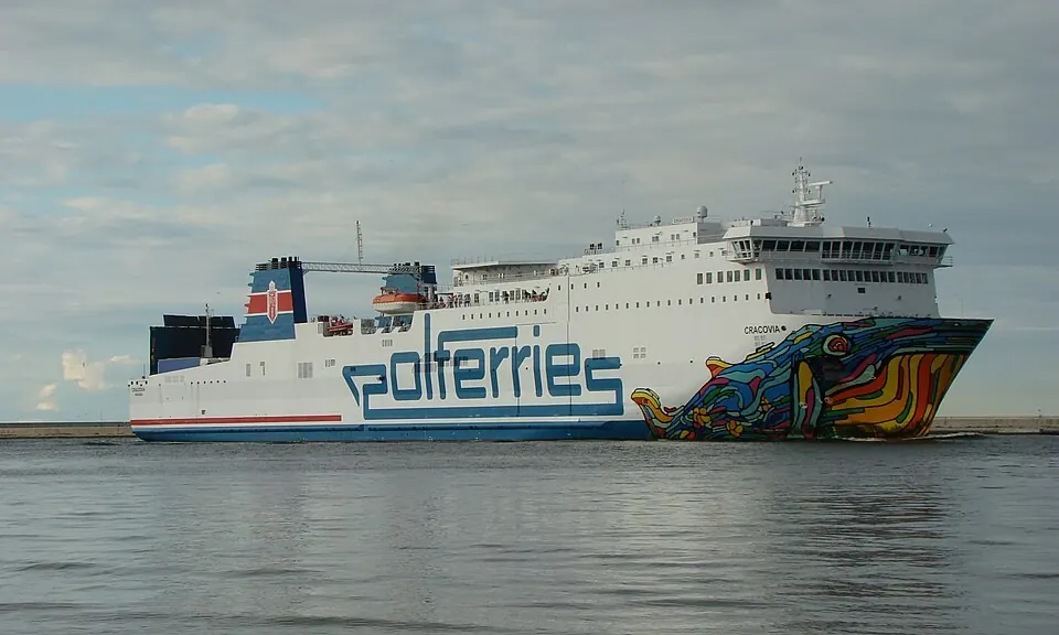 Navire Cracovia (ancienne livrée) — Nouris Elbahr Ferries