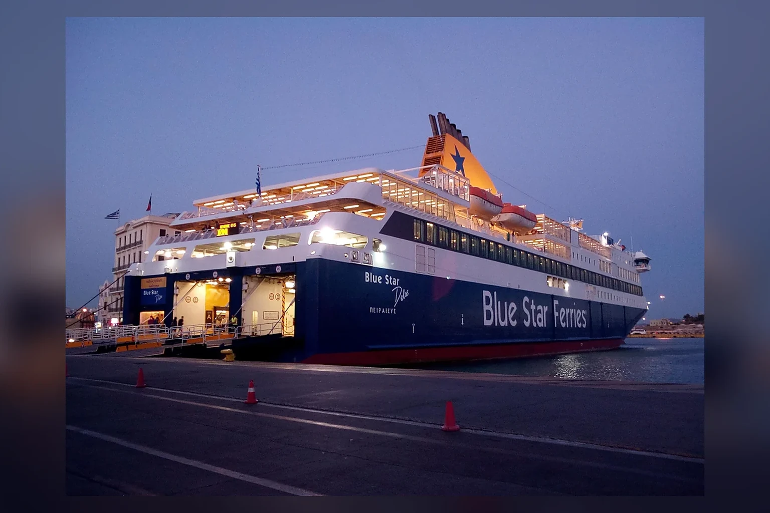 Ferry Blue Star Ferries
