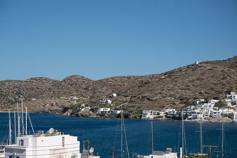 Vue de Katapola (Amorgos), Grèce