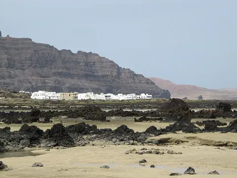 Vue d’Orzola, Espagne