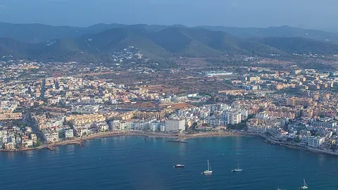 Vue de Playa de Figueretes (Ibiza), Espagne
