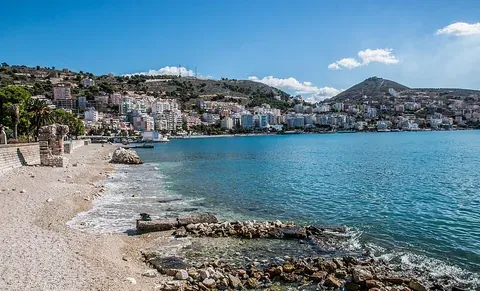 Vue de Saranda, Albanie