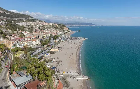 Vue de Vietri sul mare, Italie